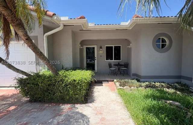 18116 SW 139th Pl photos photos