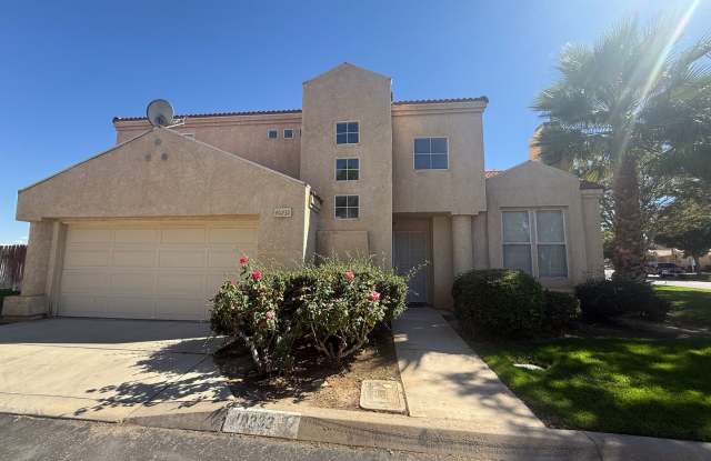 East Palmdale 3 Bedrooms! Gallery 1