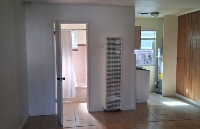 2729 Humboldt Avenue photos photos