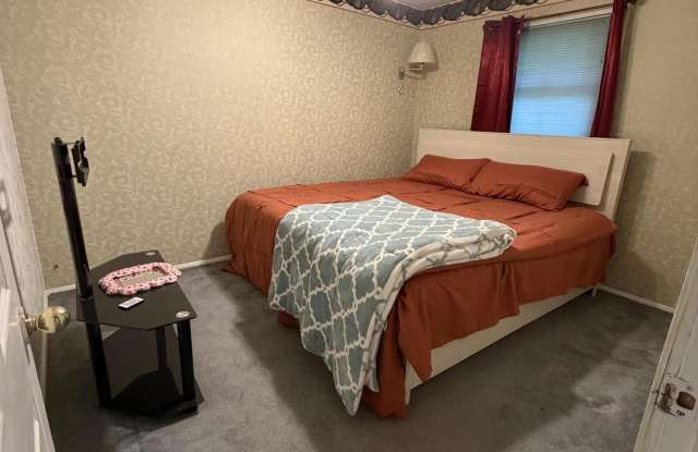 168 Greentree Road Gallery 3