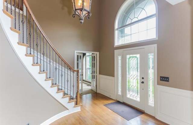 4230 Northeast Edmonson Court Gallery 2