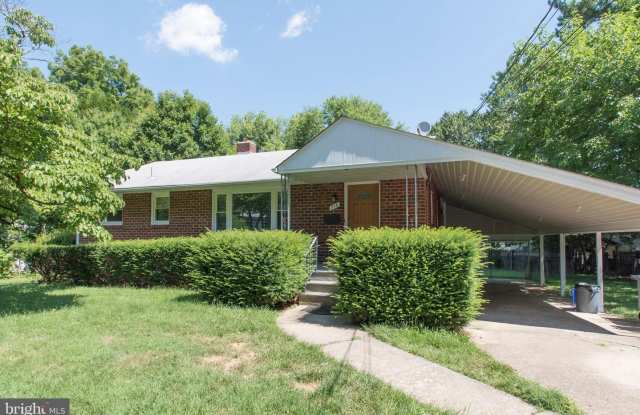 718 MAPLE AVE - 718 Maple Avenue, Rockville, MD 20850 718 MAPLE AVE - 718 Maple Avenue, Rockville, MD 20850