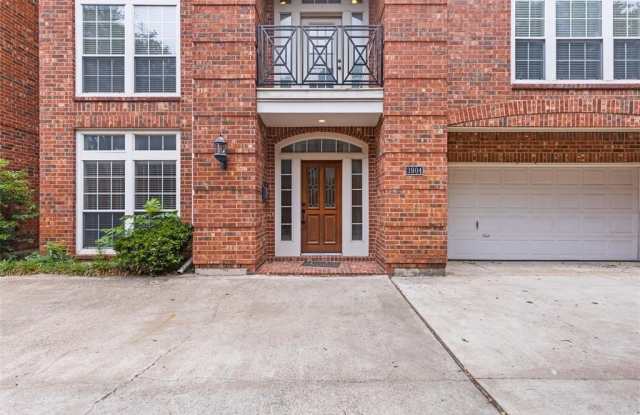 3904 Bowser Avenue Gallery 2