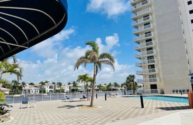 1600 South Ocean Drive photos photos