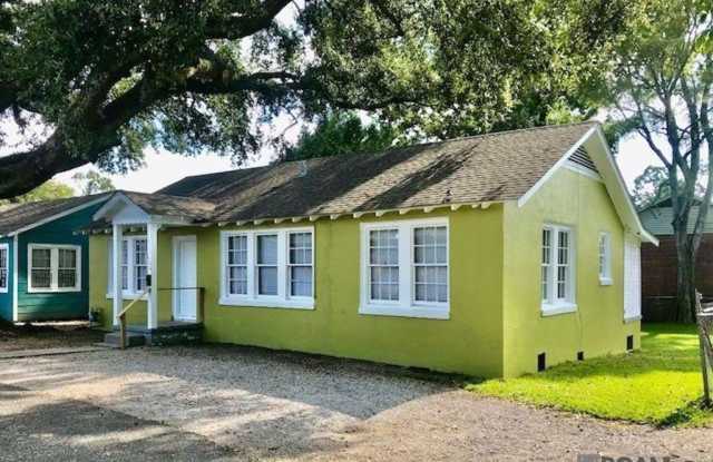 1756 Minnesota St photos photos