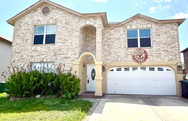 *MOVE IN SPECIAL* 4 Bed | 2.5 Bath | Loft | 2-Car Garage | Covered Patio! photos photos