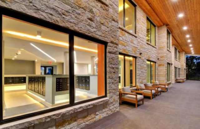 3033 Scofield Ridge Pkwy Gallery 4