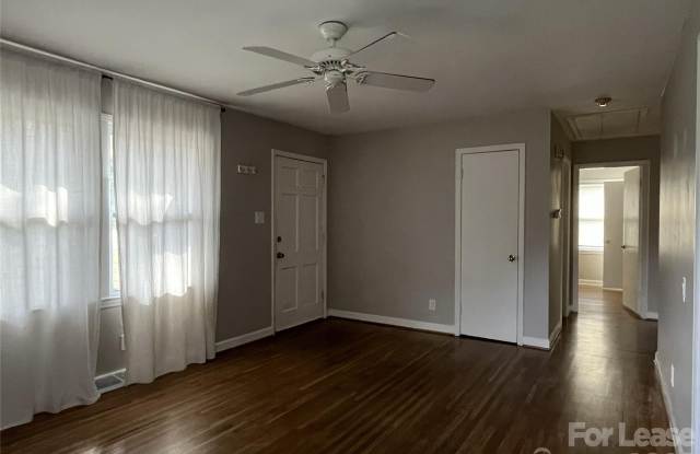 4024 Abbeydale Drive Gallery 3