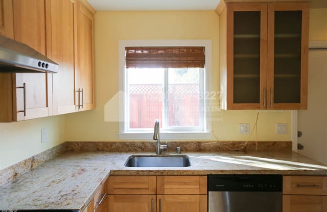 1314 Kains Ave #1 - 1314 Kains Avenue, Berkeley, CA 94702