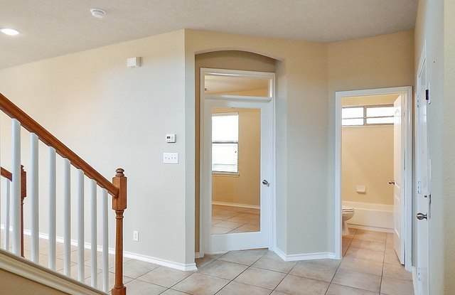 1203 TWEED WILLOW Gallery 3