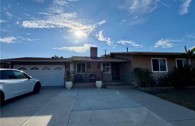 317 N Dale Avenue photos photos