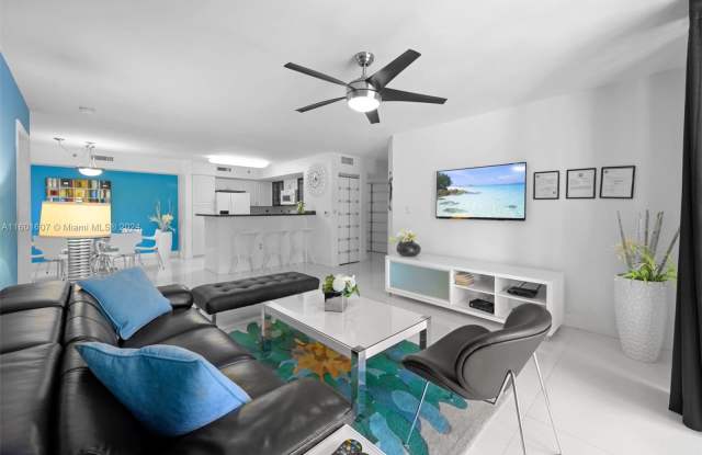 19501 East Country Club Drive Gallery 4