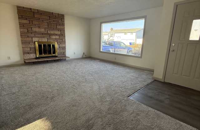 14626 East 5th Avenue photos photos