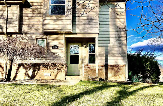 1004 Valley Grove Drive photos photos