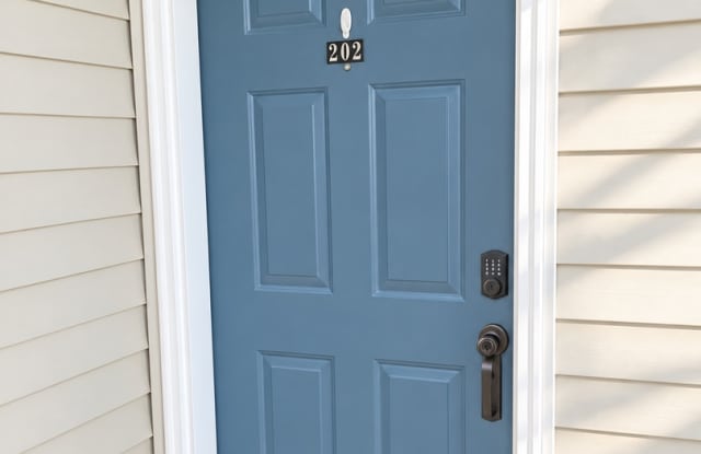 Welcome Home! Beautiful, Like-New 2-Bedroom Condo in a Convenient Location Gallery 4