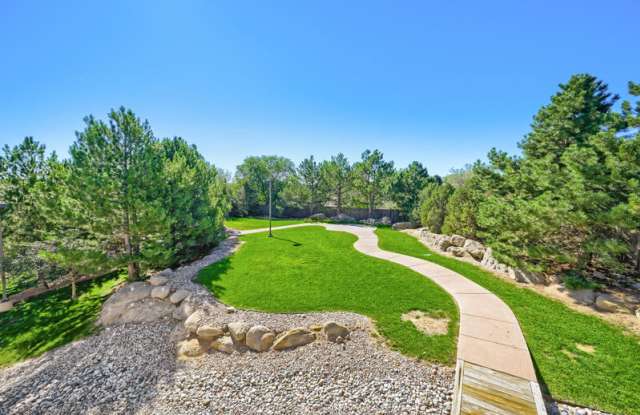 3060 Mandalay Grove - 7 Gallery 2