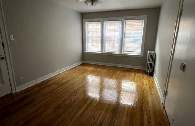 3117 West Foster Avenue photos photos