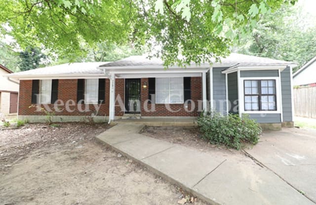 3285 Mayfair Dr - 3285 Mayfair Drive, Horn Lake, MS 38637
