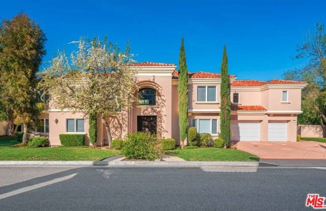 11221 Briarcliff Ln Gallery 2