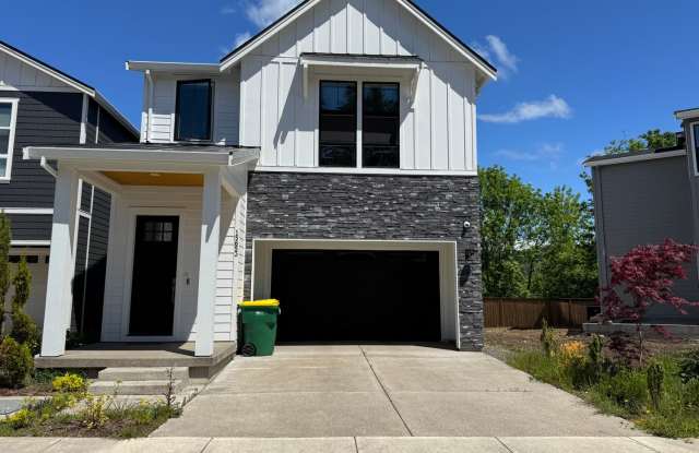 Modern and Immaculate 4-Bedroom Bethany Home with Designer Finishes and Fenced Yard photos photos