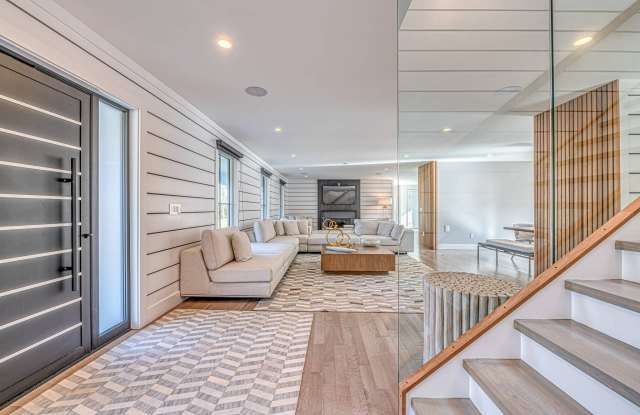 14 Atterbury Road Gallery 3