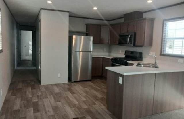 126 Mulberry - 126 Mulberry, Wayne County, MI 48111
