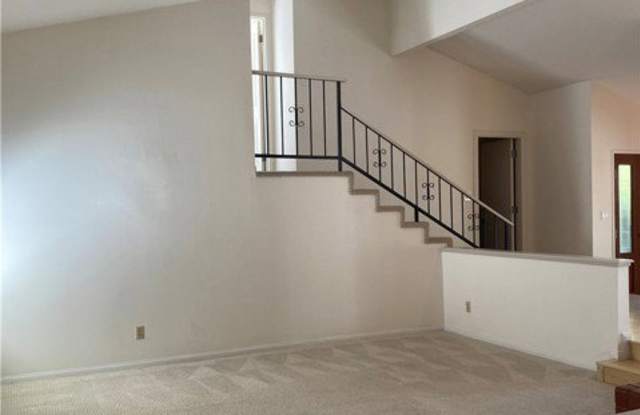 1204 Elm Avenue Gallery 2
