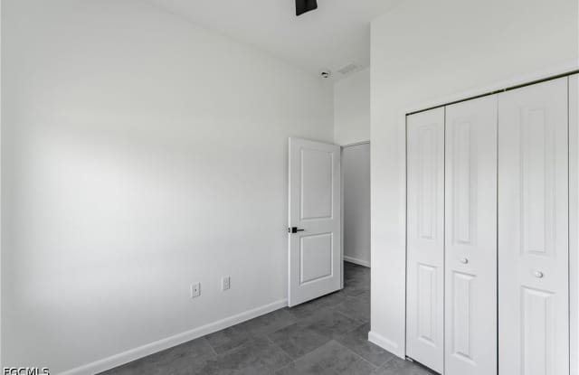 601 Hawthorne Avenue S Gallery 4