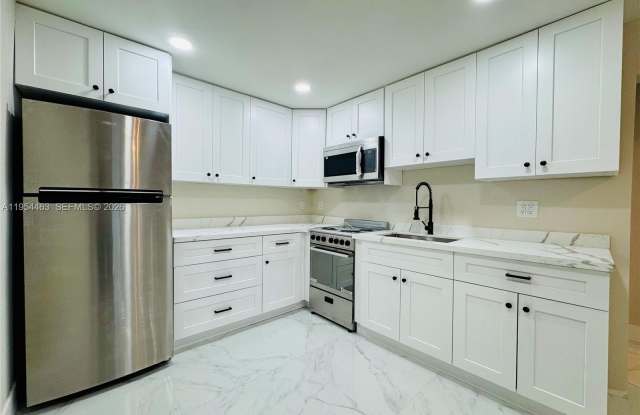 7943 NW 6th Ave photos photos