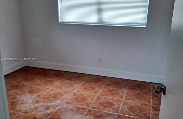 6416 SW 19th St photos photos