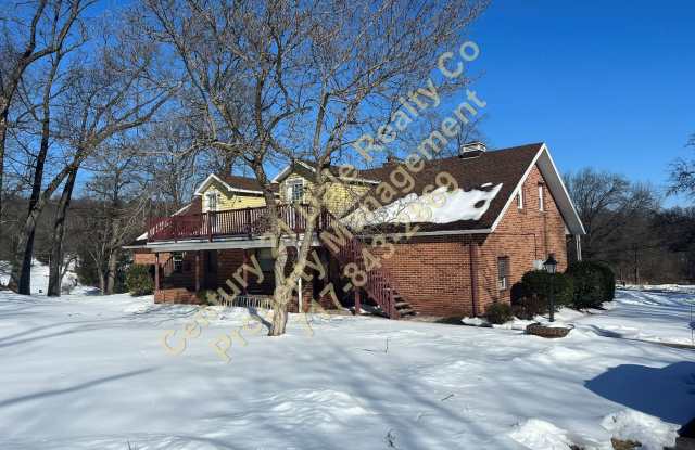 Clean Efficiency with ALL UTILITIES INCLUDED photos photos