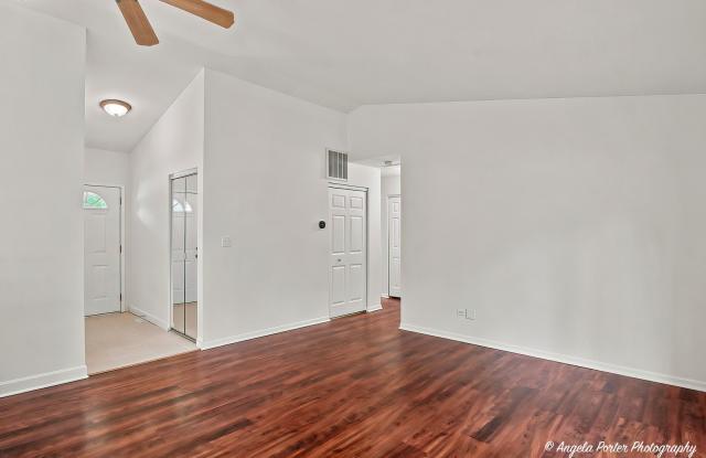 3287 Medford Court Gallery 4
