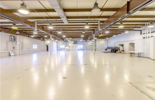 6886 Wishart Street Gallery 4