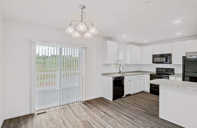 Newly built 3BR/2.5Bath Townhouse for rent in Hampden Township /Cumberland Valley School District Gallery 3