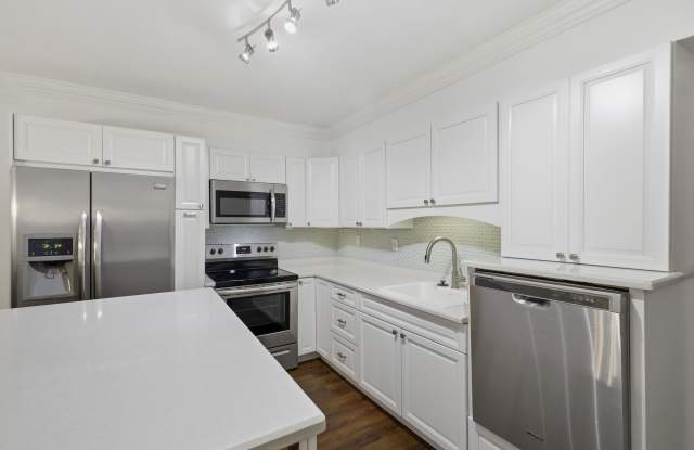 5120 NE 22nd Avenue photos photos
