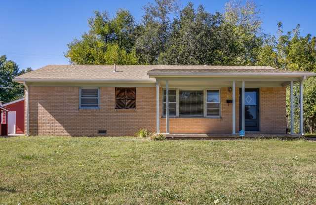 3 bedroom 1 bath home in Derby photos photos