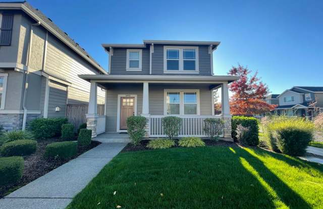 Charming 4Bd/2.5Ba Home in Bethany ~ Washer  Dryer, 2 Car garage, Close to PCC Rock Creek!!! - 14998 Northwest Shackelford Road, Bethany, OR 97229