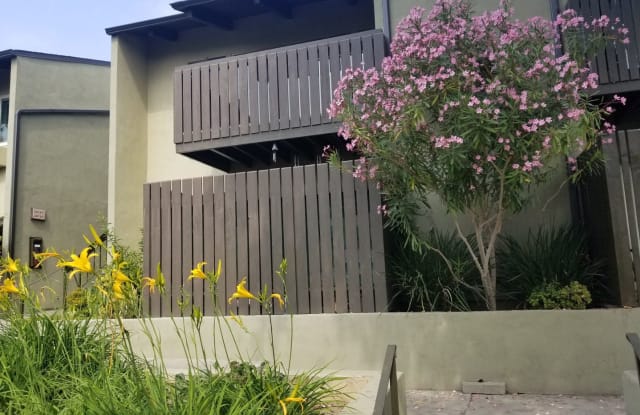 5003 Stoney Creek # 447 - 5003 Stoney Creek Rd, Culver City, CA 90230