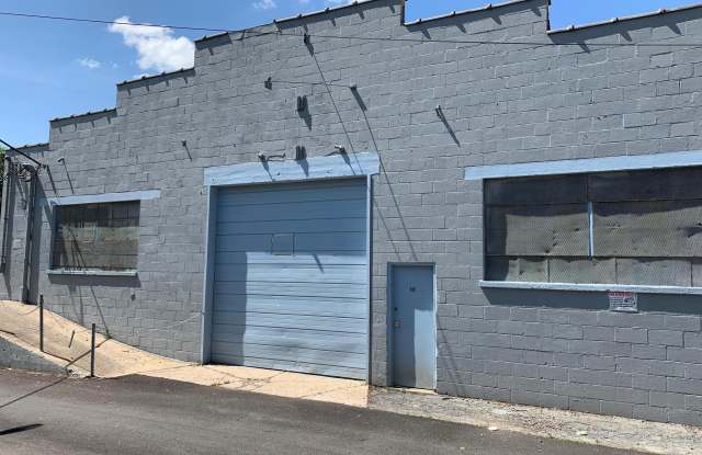 545 WILLOW Alley photos photos