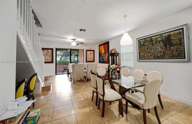 4101 Forest Dr Gallery 4
