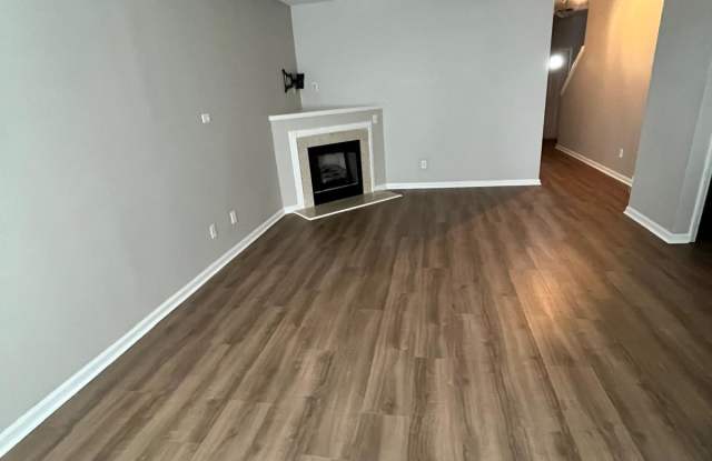 7118 Abbotts Glen Drive - 1 Gallery 3