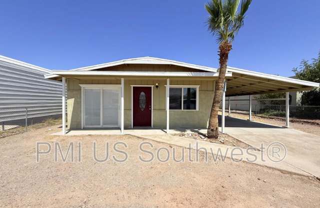 1386 Lakeside Dr photos photos