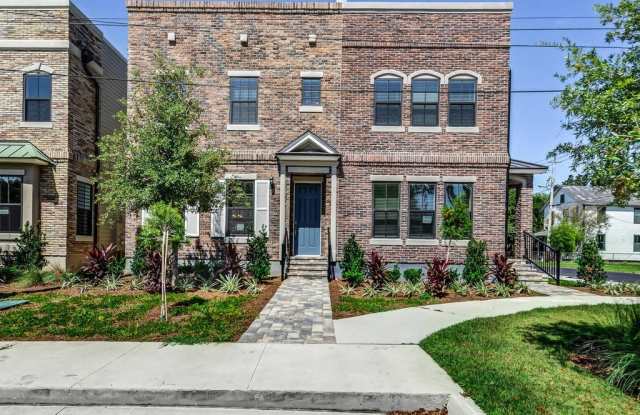 Harbor View Townhome Gallery 4