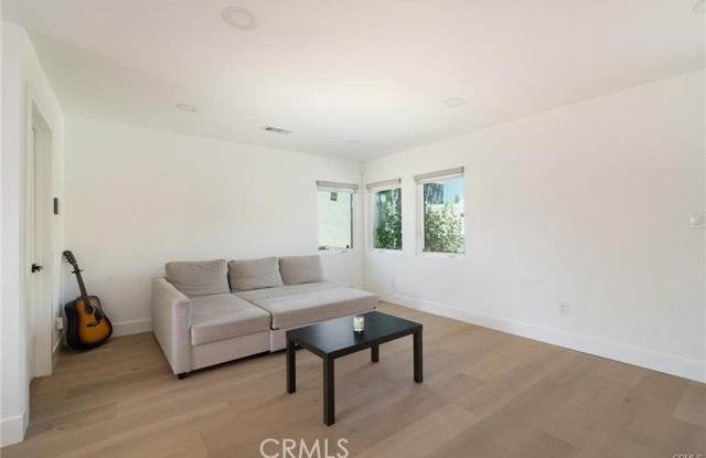 3023 Glendon Avenue Gallery 1