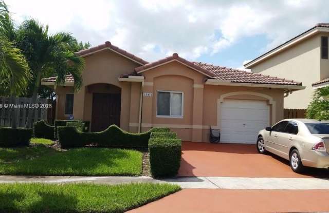 21472 SW 89th Ct photos photos