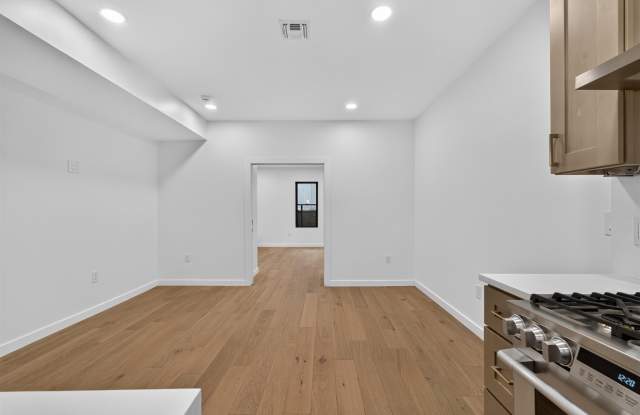 188 WEBSTER AVE Gallery 4