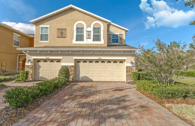 Beautiful 3 Bedroom, 2.5 Bathroom low- maintenance end unit townhome photos photos