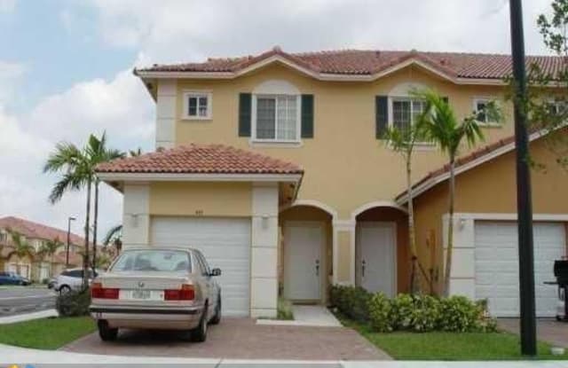 571 Princess Dr - 571 Princess Drive, Margate, FL 33068