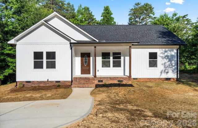 Almost New 3 Bedroom Home in Gastonia NC photos photos