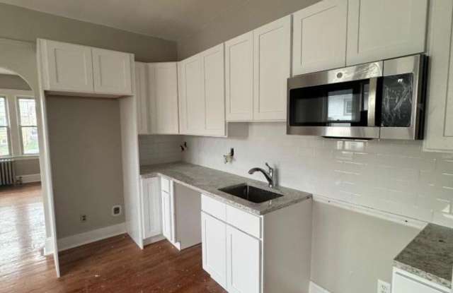 854 Pennington St photos photos